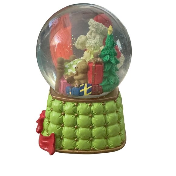 Baby's 1st Christmas Music Box Snow Globe Plays We Wish You A Merry Christmas - Picture 4 of 5